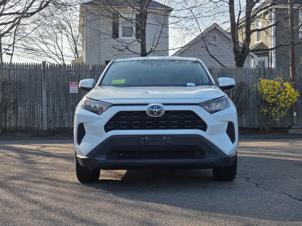 Used 2022 Toyota RAV4 LE AWD/4WD image 8