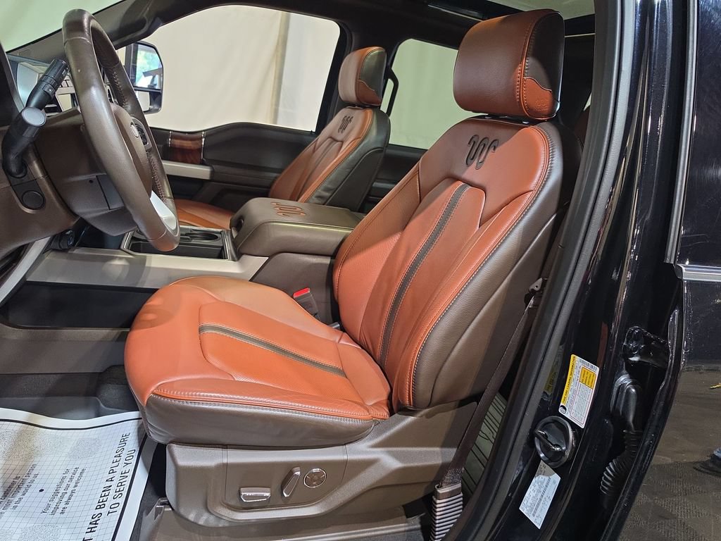 Used 2021 Ford F350 King Ranch w/ King Ranch Ultimate Package AWD/4WD image 13