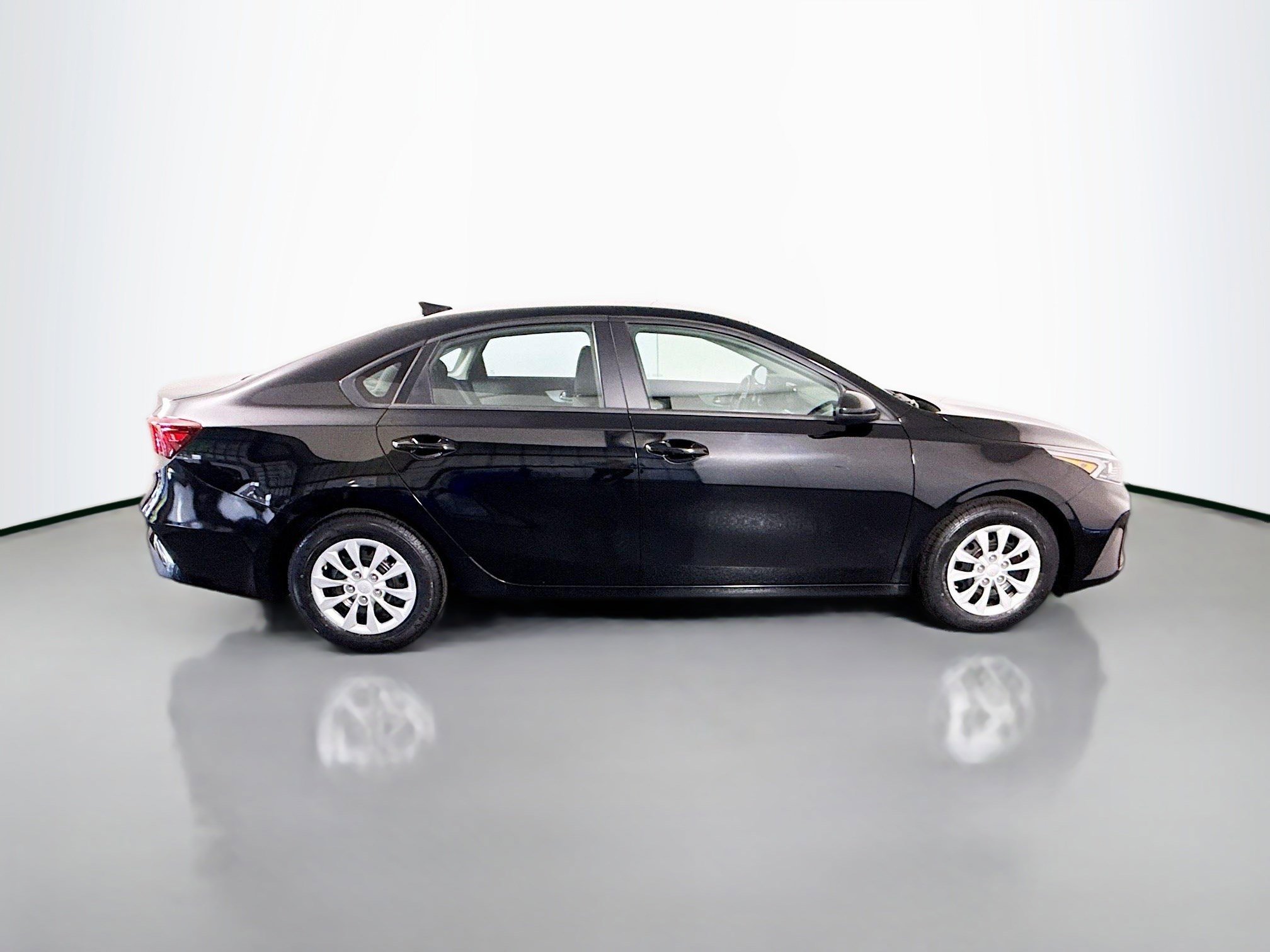 Used 2024 Kia Forte LX image 11