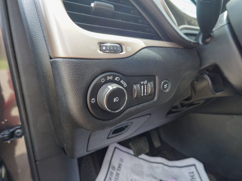 Used 2018 Jeep Cherokee Limited AWD/4WD image 20