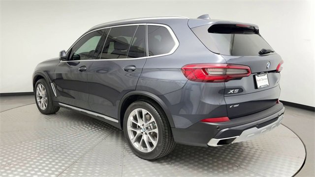Used 2019 BMW X5 xDrive40i w/ Premium Package 2 image 4