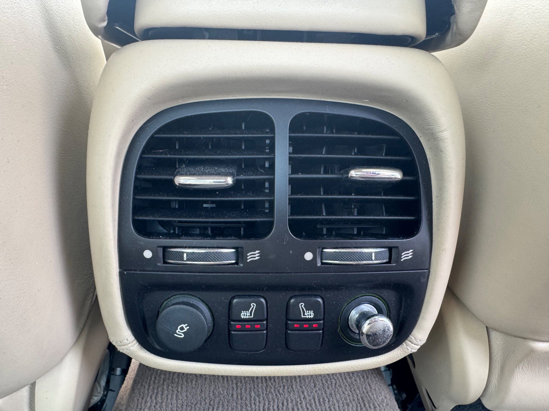 Used 2008 Jaguar XJ8 L image 13