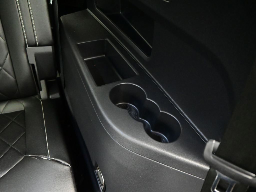 Used 2024 Volkswagen Atlas SEL Premium R-Line image 46