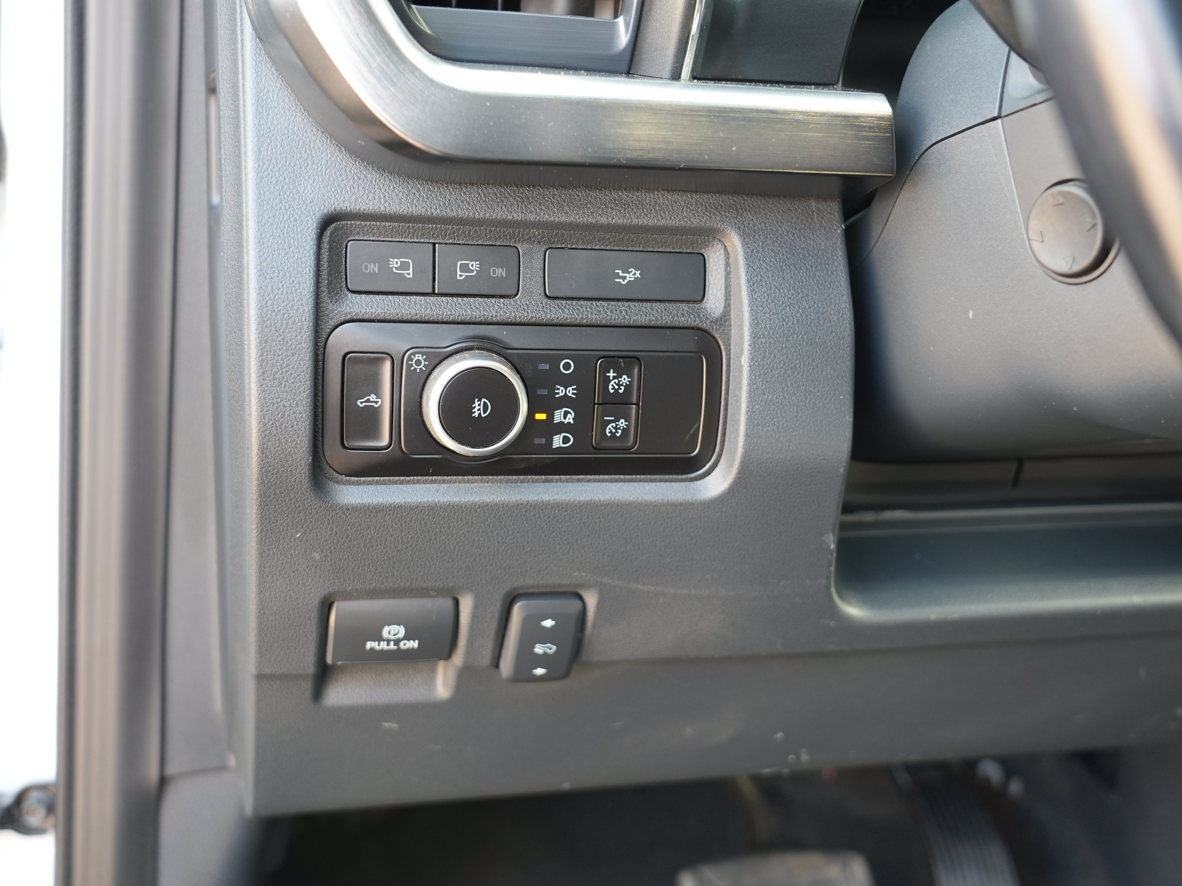 Used 2023 Ford F250 Lariat w/ Chrome Package AWD/4WD image 16