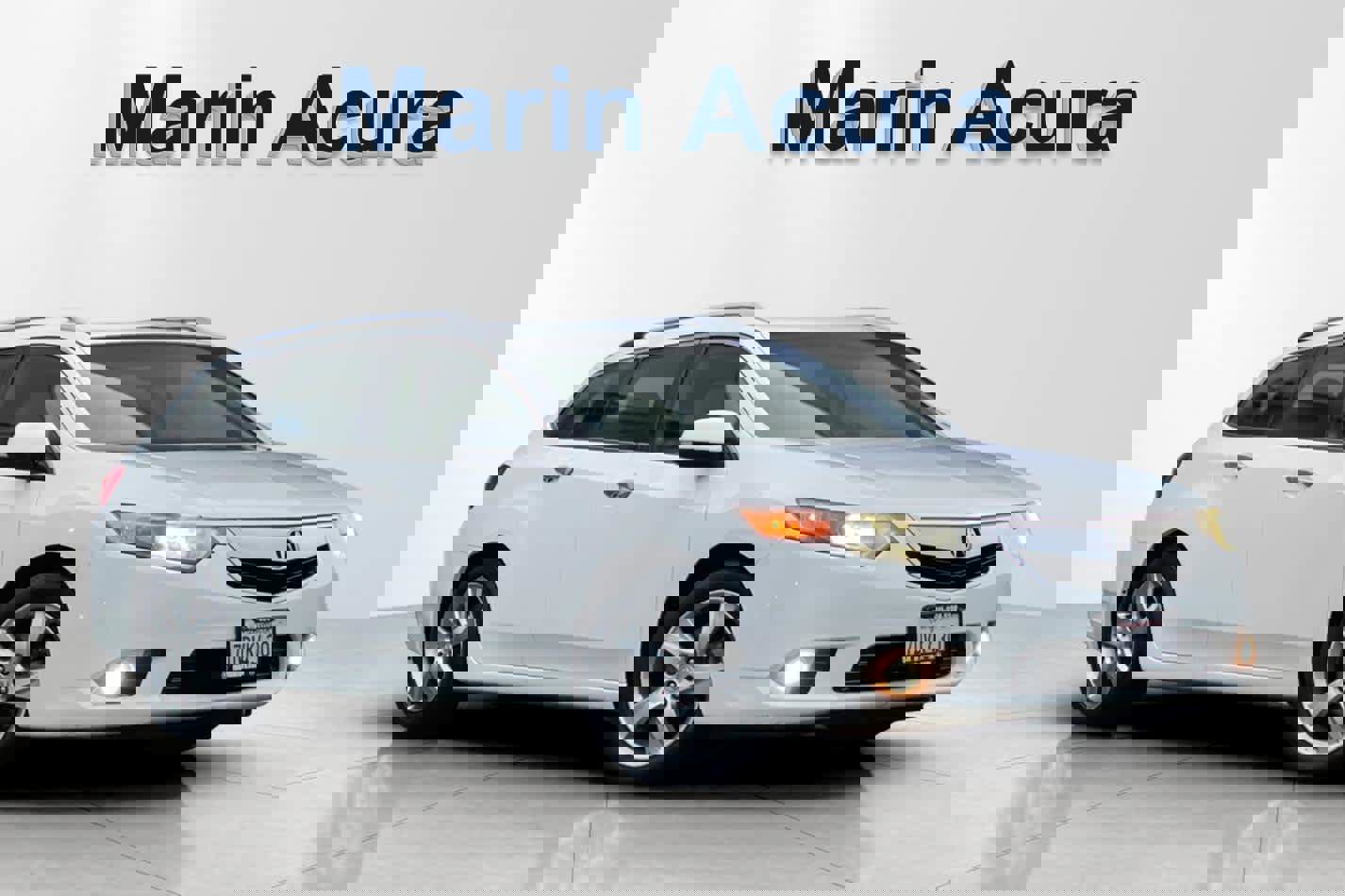 Used 2013 Acura TSX w/ Technology Package image 1