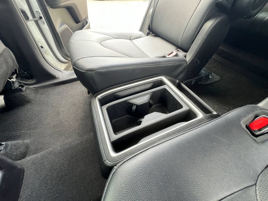 Used 2025 Toyota Grand Highlander AWD image 24