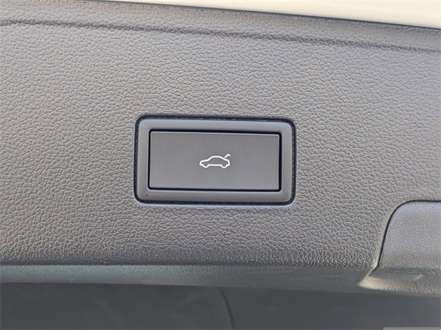 New 2026 Volkswagen Atlas Cross Sport SEL R-Line image 14