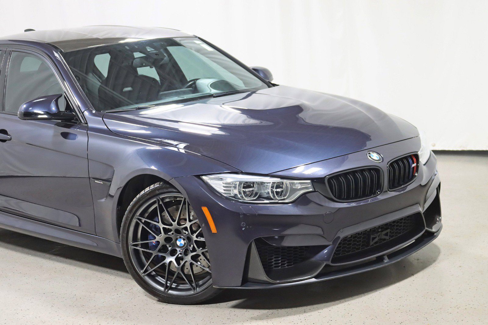 Used 2017 BMW M3 image 3