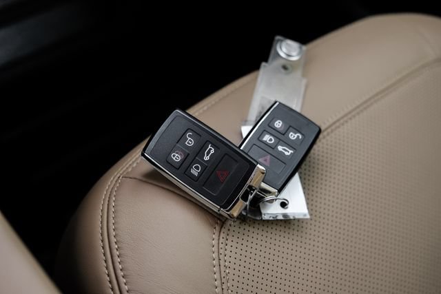 Used 2026 Land Rover Defender 110 S AWD/4WD image 71