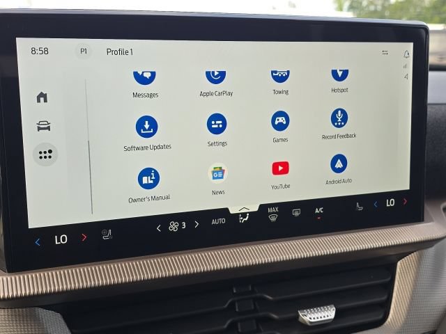 Used 2025 Ford Explorer Active w/ Active Comfort Package RWD image 32