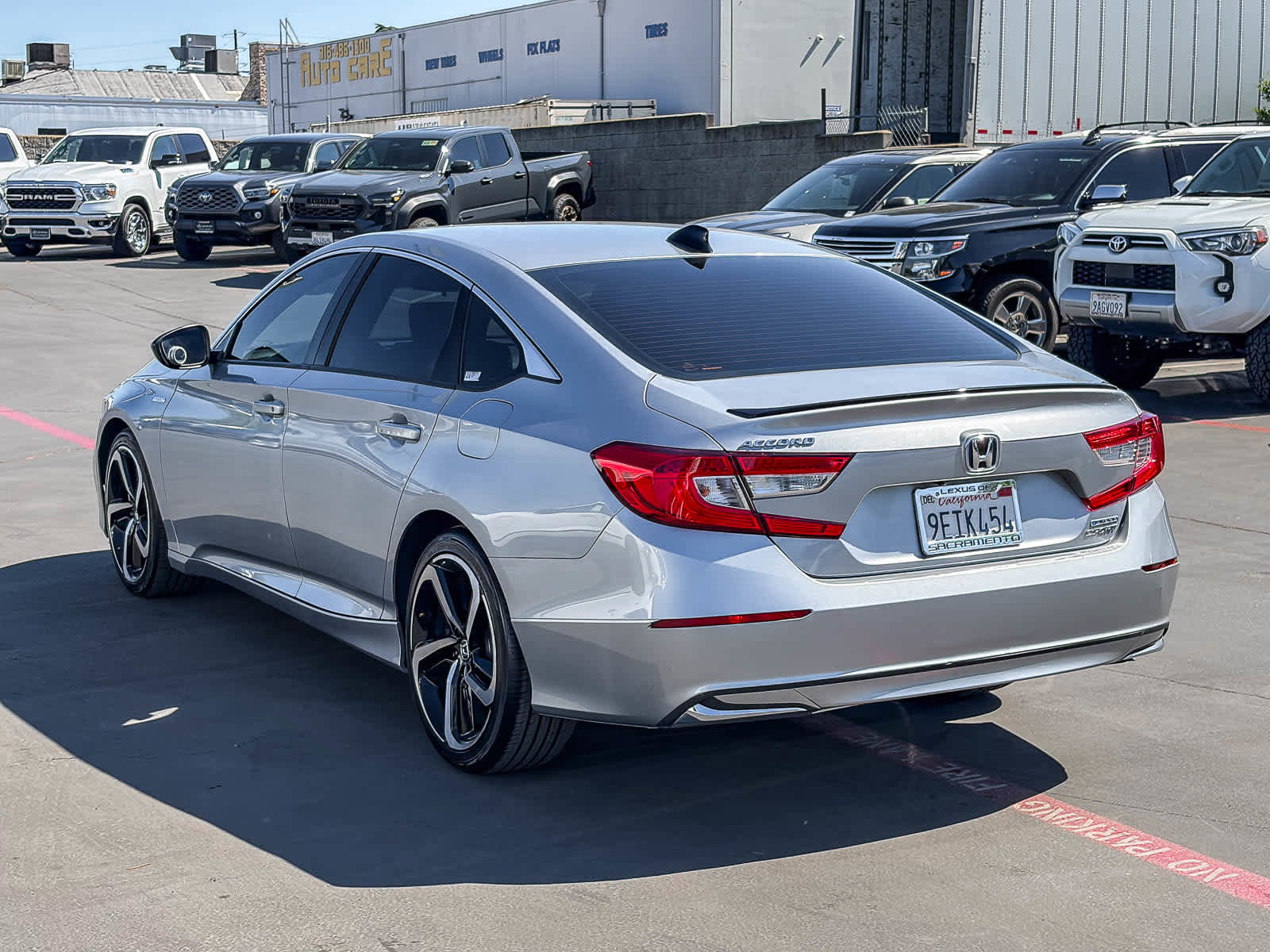 Used 2022 Honda Accord Sport image 2