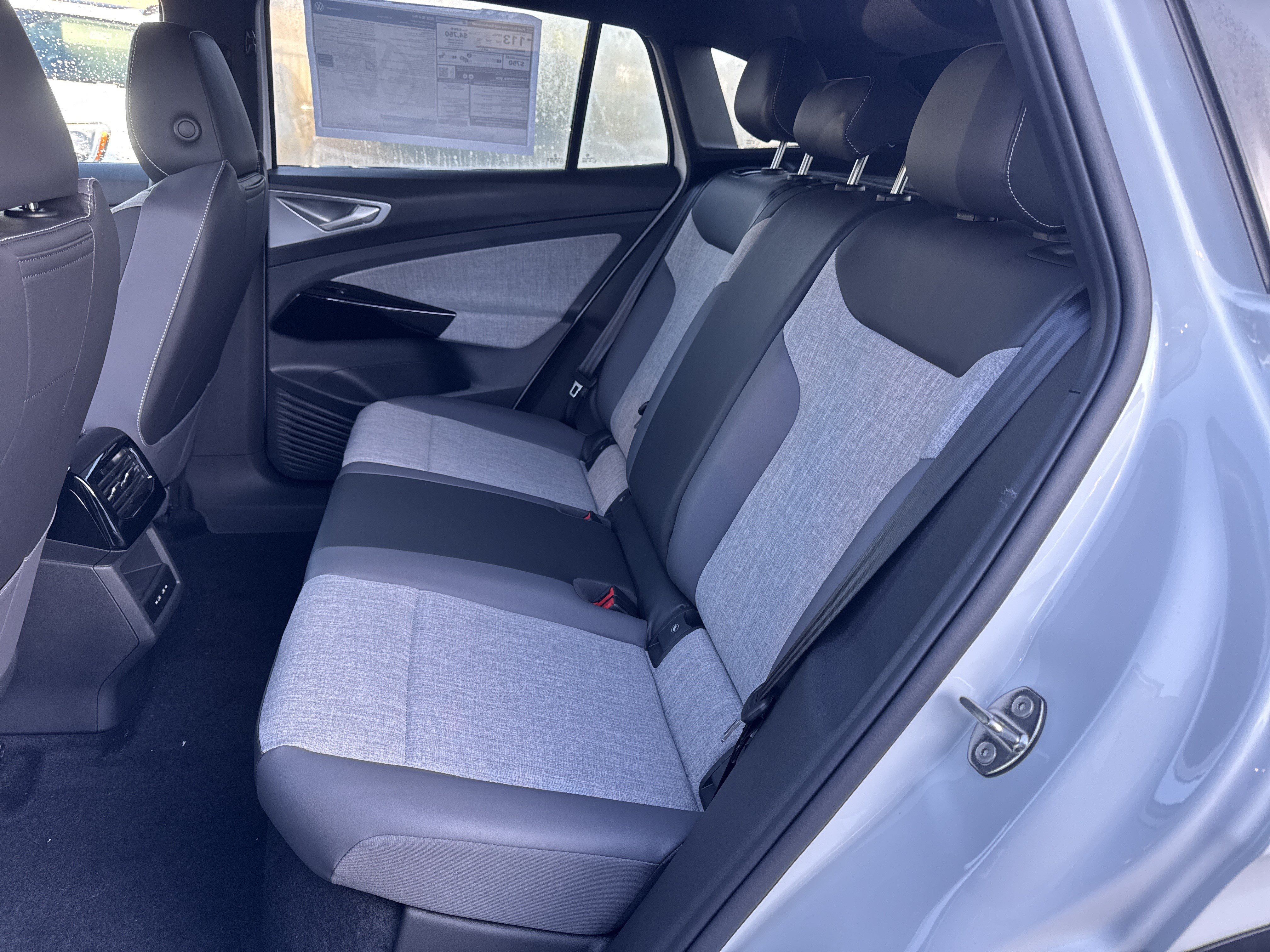 New 2026 Volkswagen ID.4 Pro RWD image 32