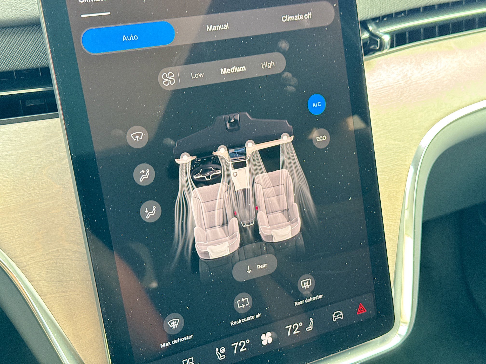 New 2025 Volvo EX90 Ultra image 12