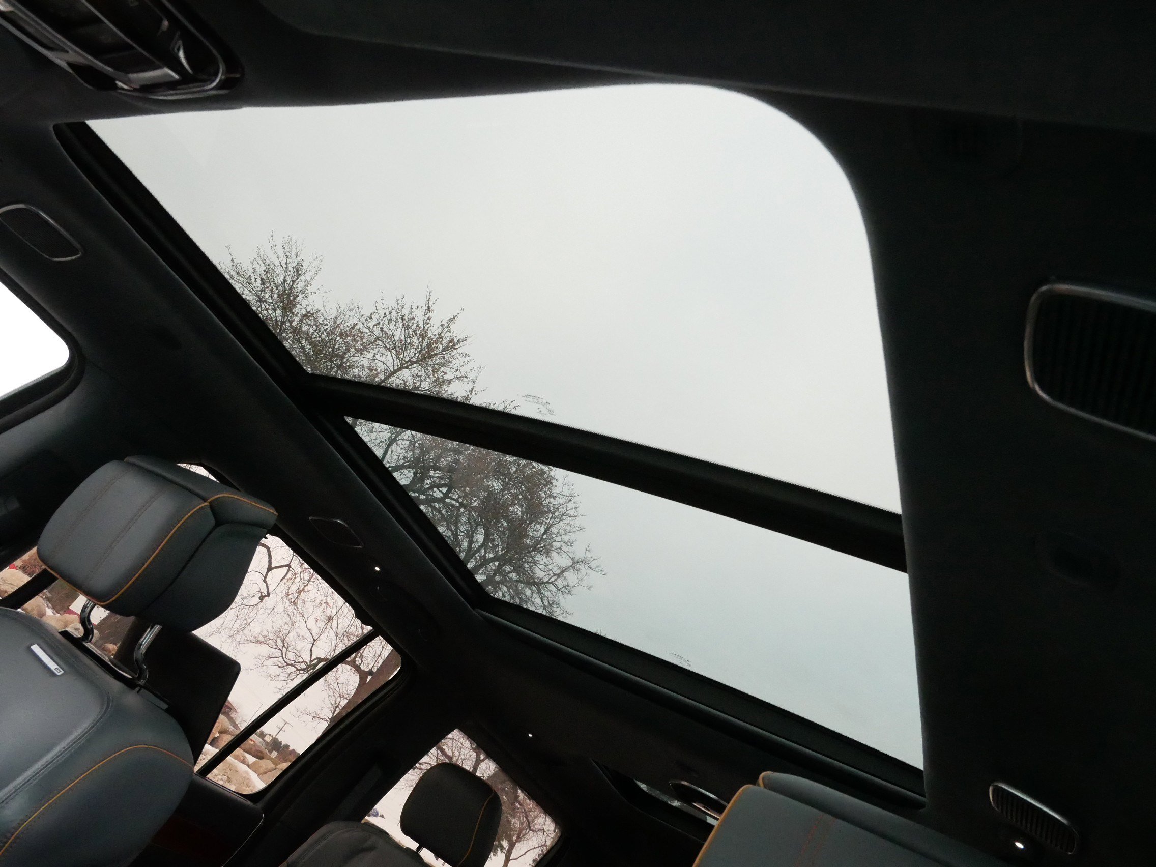 Used 2022 Jeep Grand Wagoneer Series III w/ Rear Seat Video Group 1 image 37