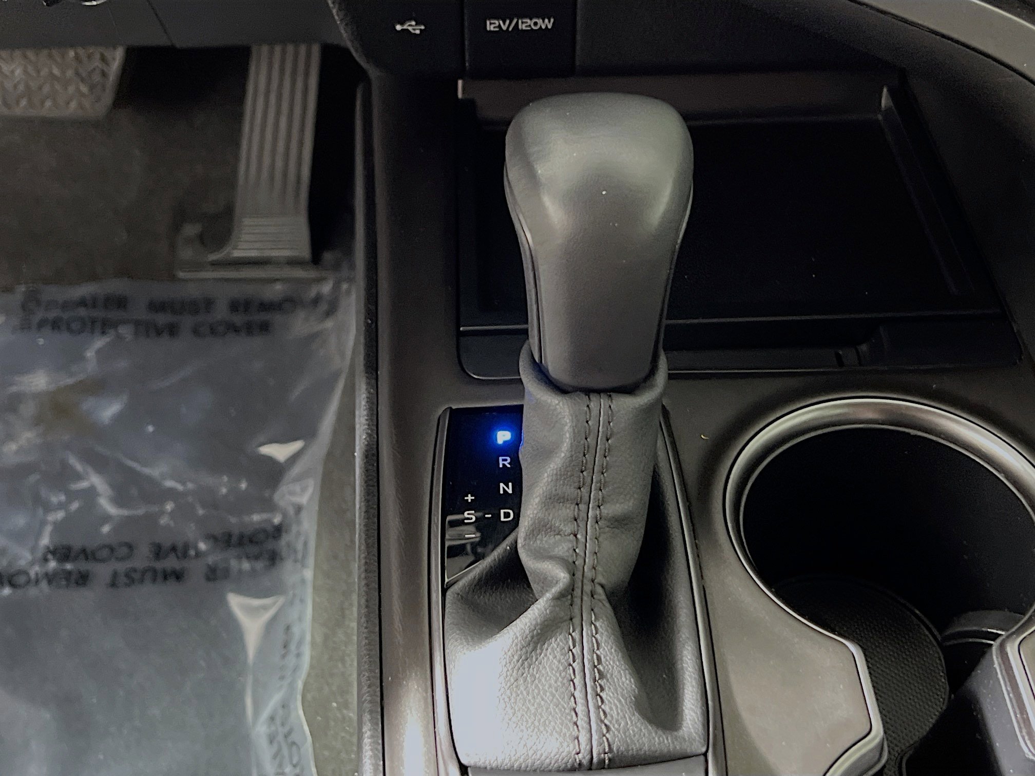 Used 2024 Toyota Camry SE image 23