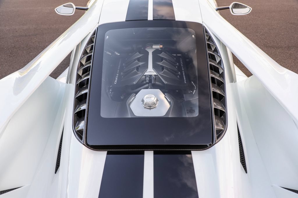 Used 2017 Ford GT RWD image 26