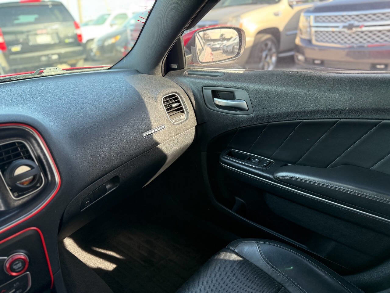 Used 2016 Dodge Charger SXT w/ AWD Plus Group image 48