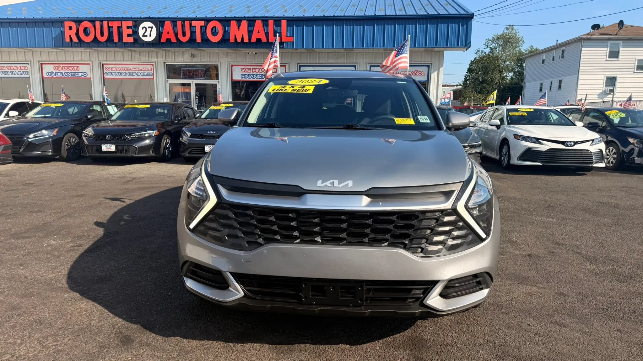 Used 2023 Kia Sportage LX FWD image 3