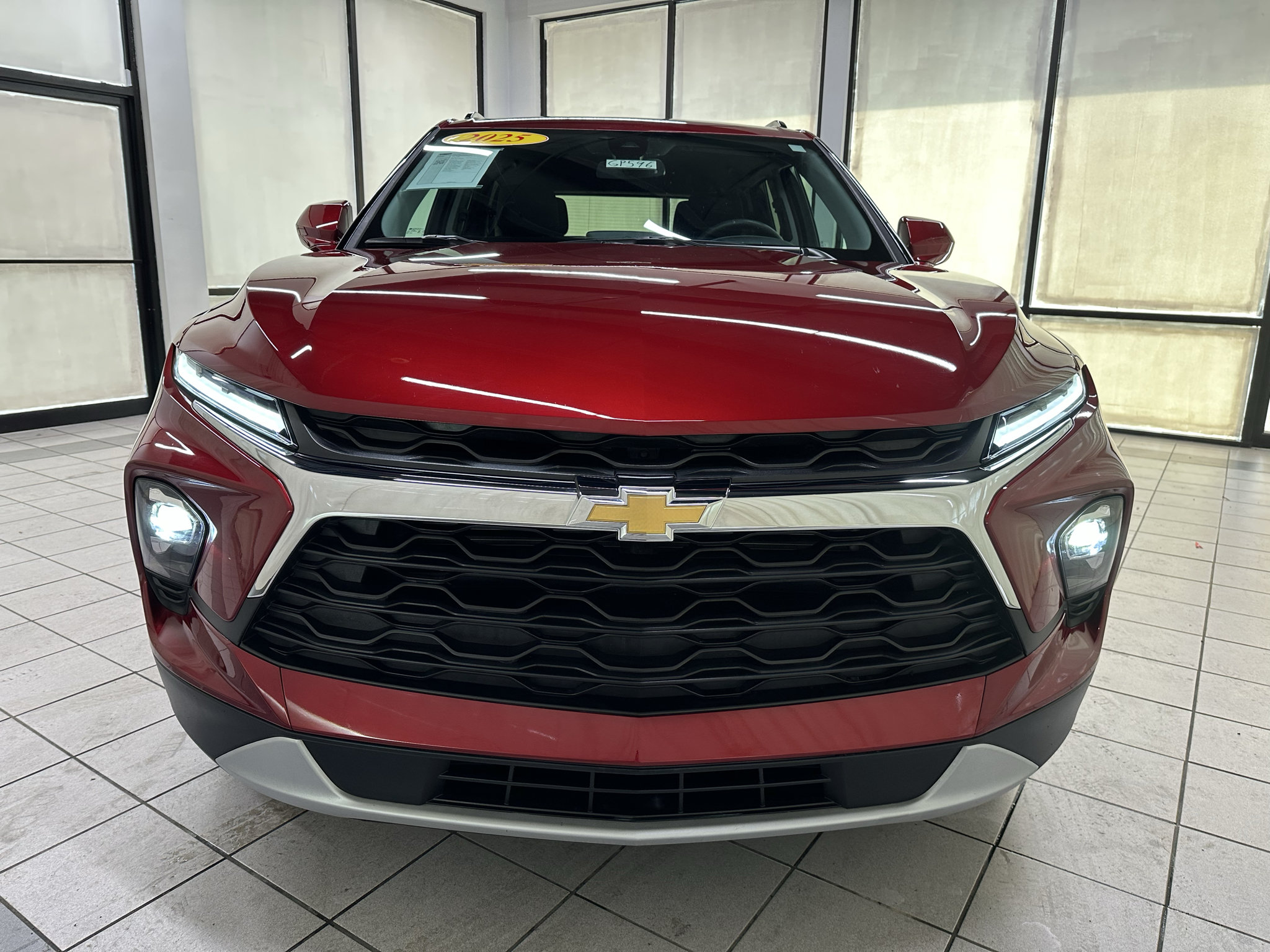 Certified 2025 Chevrolet Blazer LT w/ Convenience Package FWD image 9