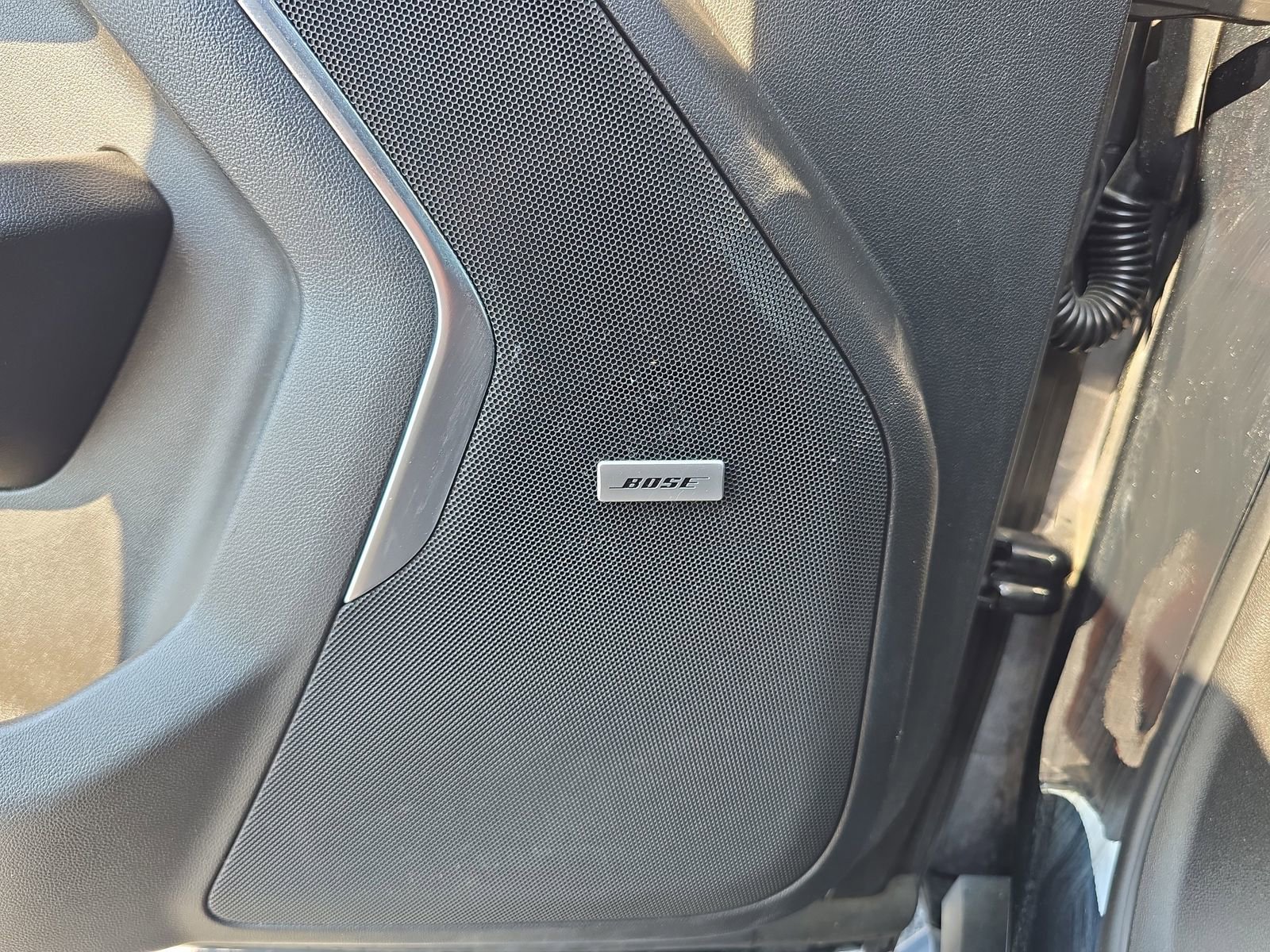 Used 2022 Chevrolet Tahoe LT w/ LT Signature Plus Package image 16