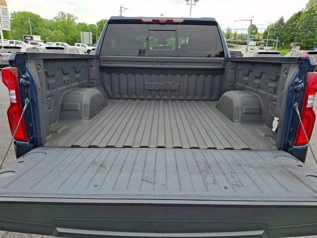 Used 2022 Chevrolet Silverado 1500 High Country w/ High Country Premium Package AWD/4WD image 35