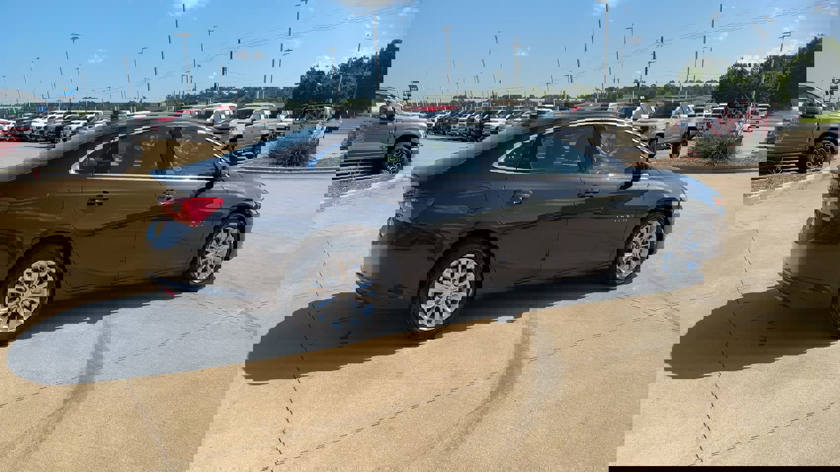 Used 2023 Chevrolet Malibu LT image 8