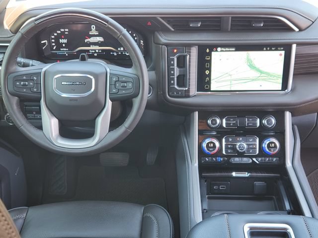 Used 2024 GMC Yukon Denali w/ Advanced Technology Package AWD/4WD image 28