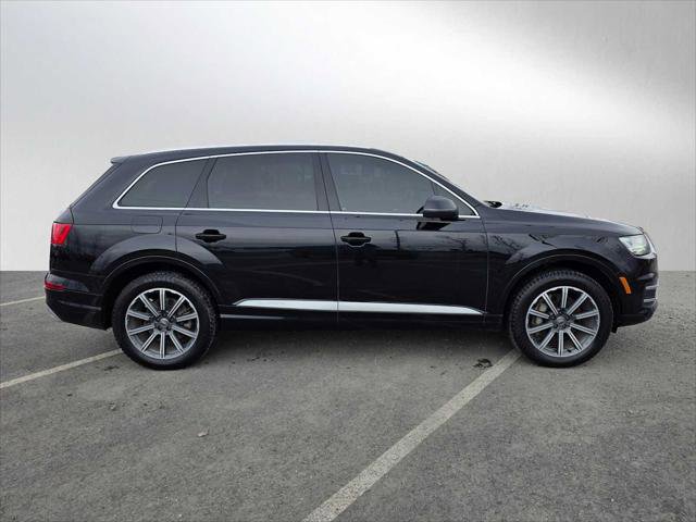 Used 2017 Audi Q7 3.0T Premium Plus AWD/4WD image 2