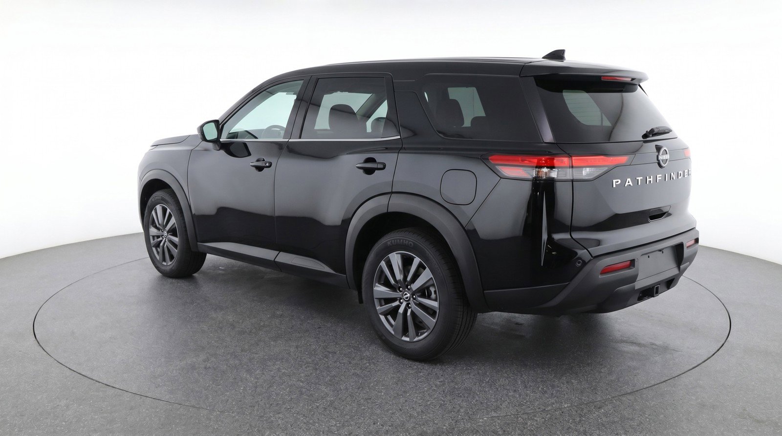 Used 2025 Nissan Pathfinder SV FWD image 6