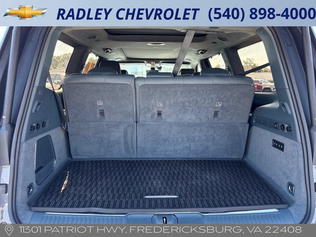 Used 2022 Jeep Grand Wagoneer Series III w/ Rear Seat Video Group 1 AWD/4WD image 16