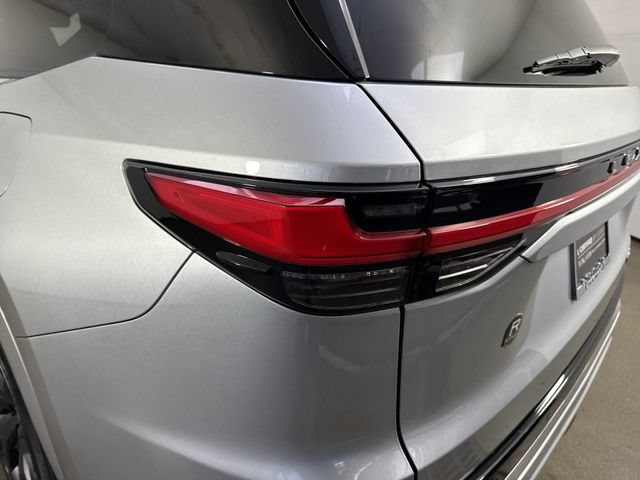 Certified 2025 Lexus TX 500h AWD w/ Technology Package image 33