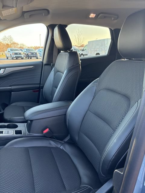 New 2026 Ford Escape SE FWD image 27