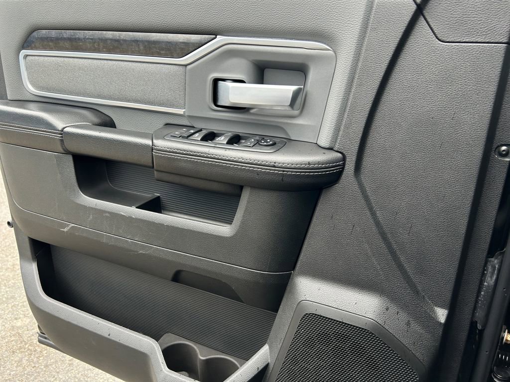 Used 2020 RAM 2500 Big Horn w/ Level 2 Equipment Group image 22