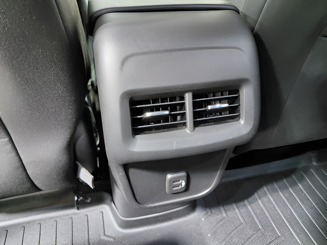 Certified 2021 Chevrolet Equinox LT AWD/4WD image 37