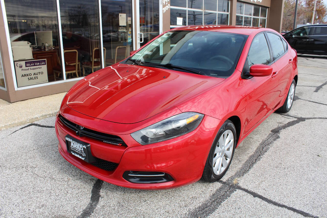 Used 2014 Dodge Dart SXT image 2