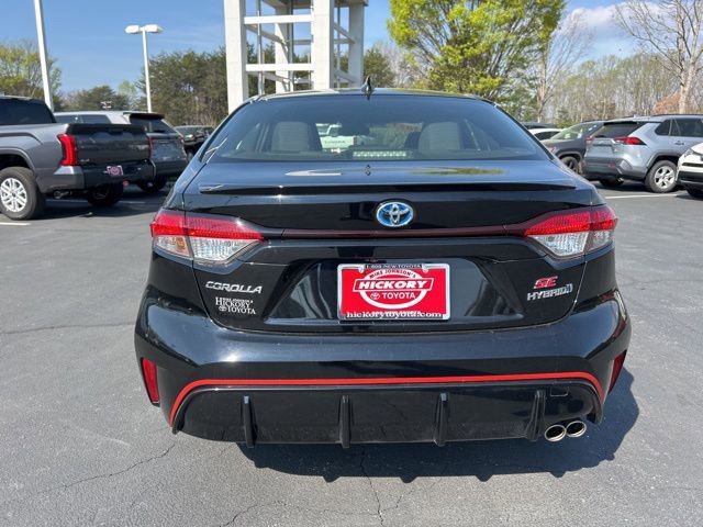 Used 2023 Toyota Corolla SE w/ SE Package image 6