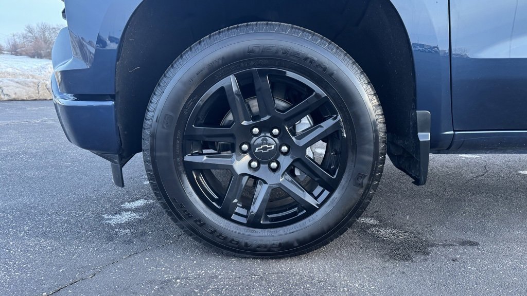Used 2022 Chevrolet Silverado 1500 Custom image 30