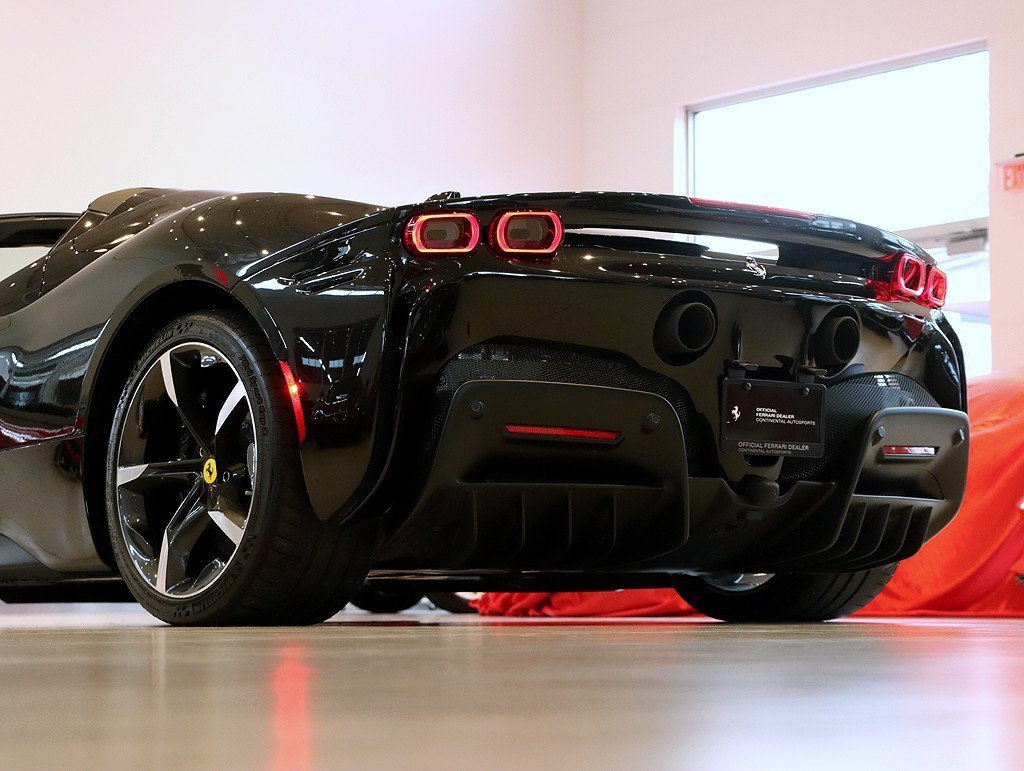 Certified 2022 Ferrari SF90 Spider image 60