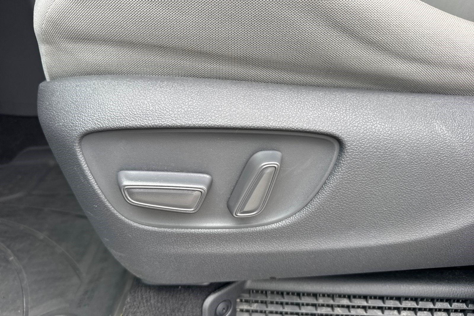 Certified 2021 Toyota Sienna LE FWD image 15