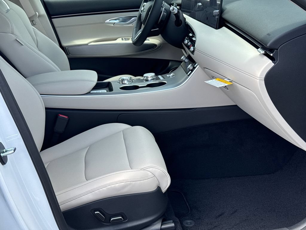 New 2027 Genesis GV70 2.5T Select AWD/4WD image 15