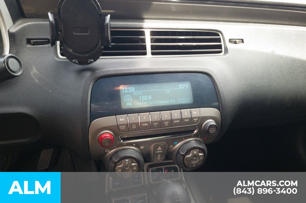 Used 2010 Chevrolet Camaro SS w/ RS Package RWD image 11