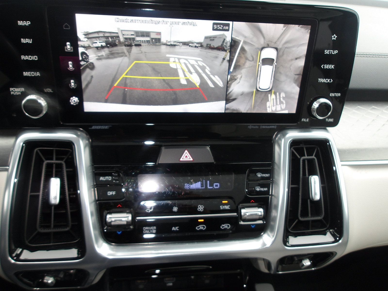 Used 2023 Kia Sorento SX Prestige w/ Panoramic Sunroof Package AWD/4WD image 22