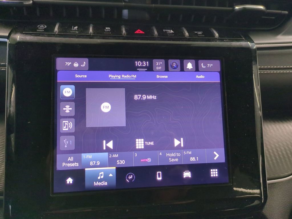 Used 2023 Jeep Grand Cherokee Altitude image 24