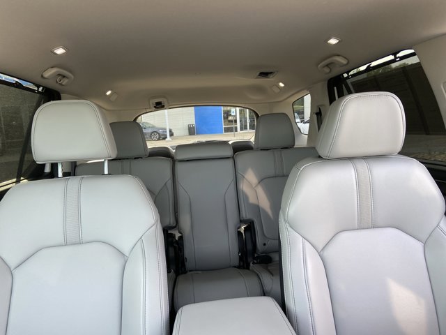 Used 2023 Honda Pilot EX-L image 19