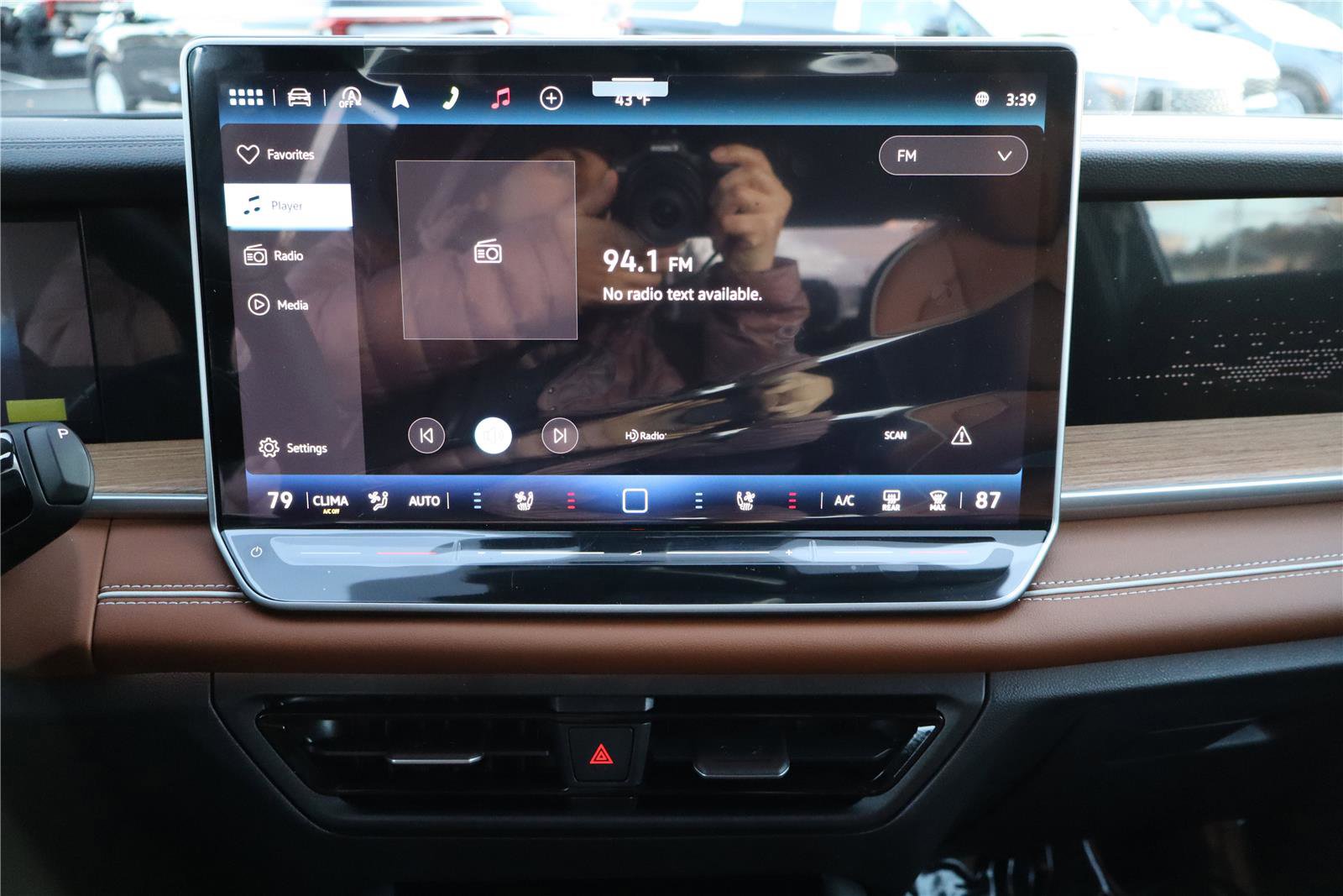 New 2026 Volkswagen Tiguan SEL R-Line image 19