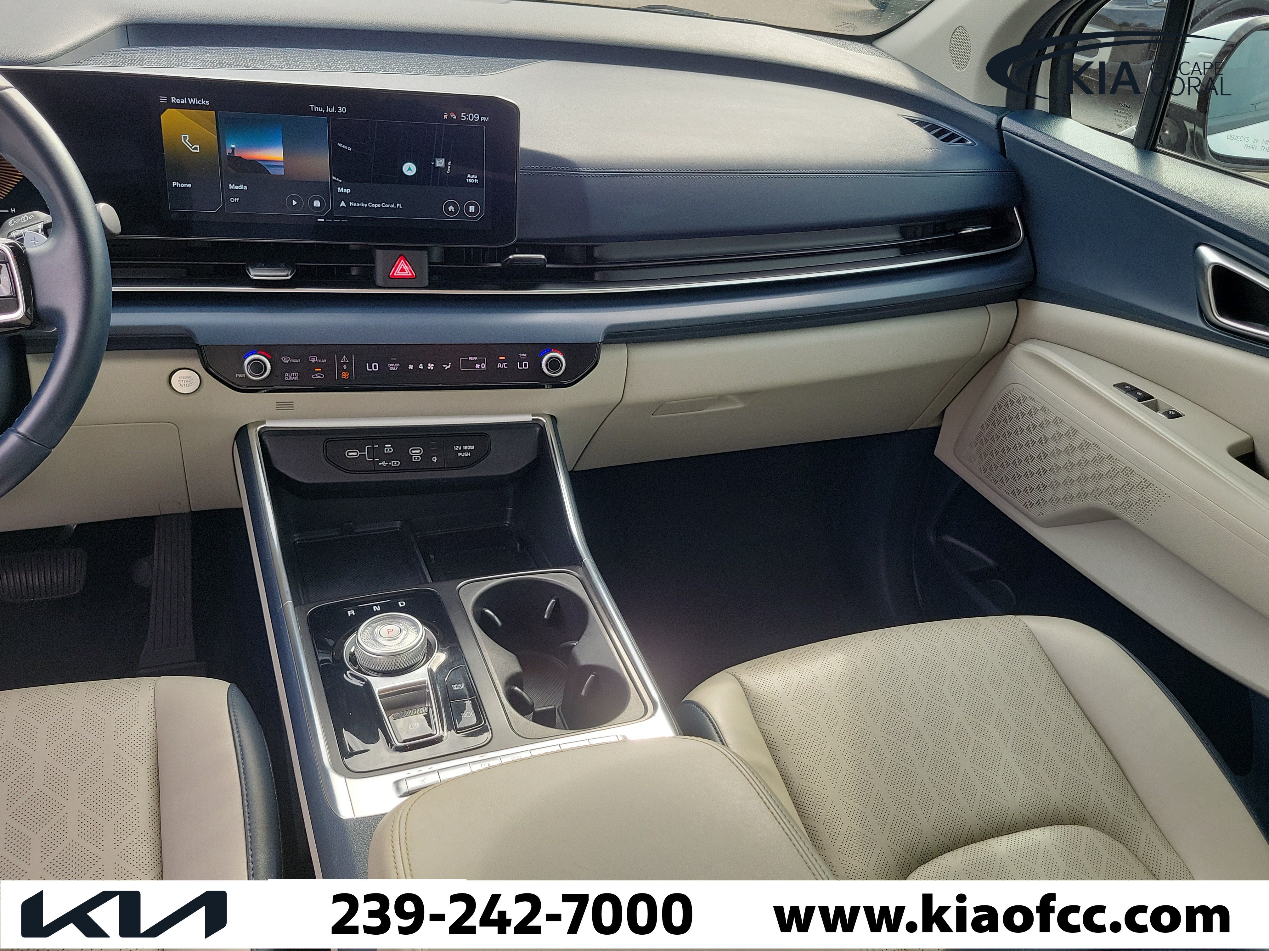 Certified 2025 Kia Carnival EX FWD image 19