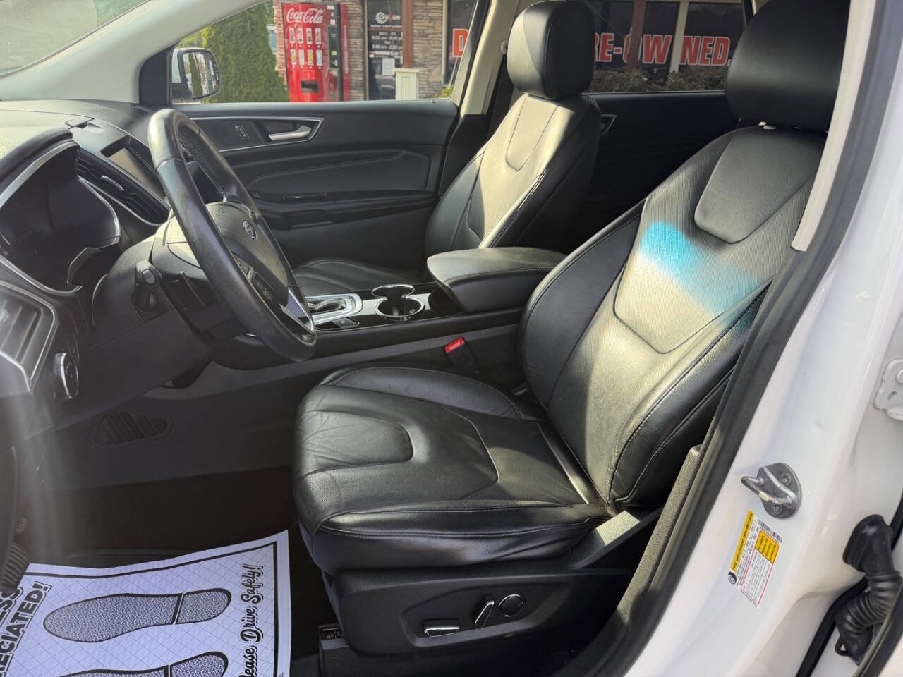 Used 2015 Ford Edge Titanium w/ Equipment Group 302A FWD image 11