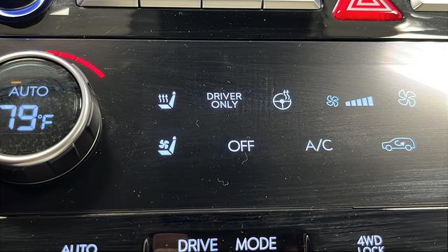 Used 2025 Hyundai Santa Fe Calligraphy AWD/4WD image 43