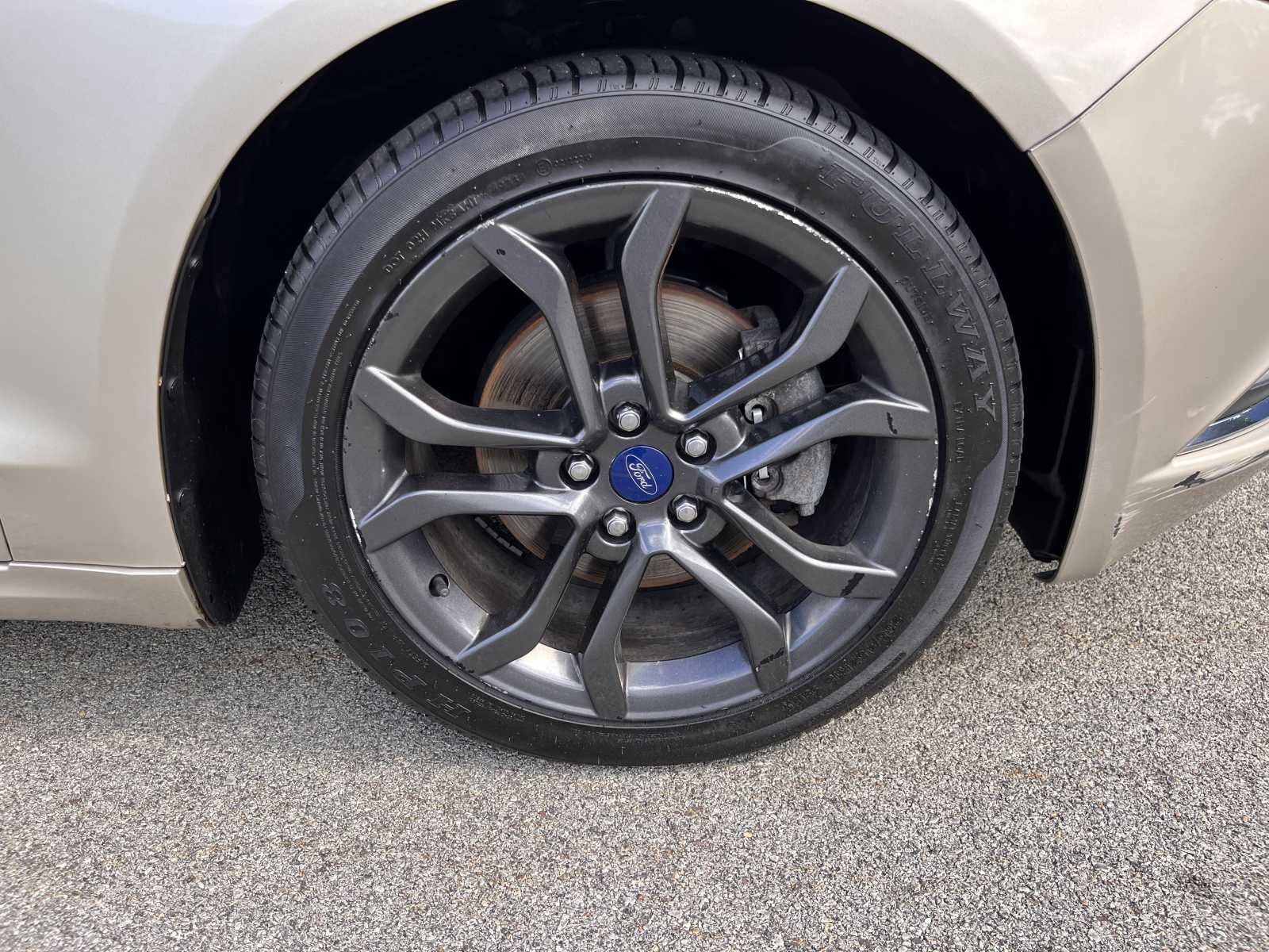 Used 2018 Ford Fusion SE w/ Equipment Group 201A image 28