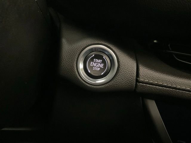 Used 2023 Buick Envision Essence w/ Sport Touring Package image 16